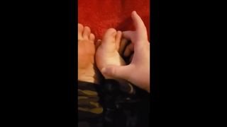 Popping Dirty Toes & Ankles