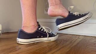 Barefoot Shoeplay & Dangling in Kinky Converse Sneakers