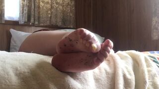 Ex-Wife has Kinky FEET Cleaned, Rubbed & Moisturised (TAR STAINED SOLES WORSHIPPED)