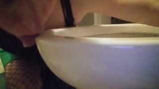 Licking Sleazy Toilet and Giving Self-swirly!