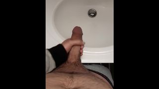 Enormous bwc in grey sweats, jerk and jizz in the sink