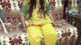 yellow dressed desi bride snatch fucking hardsex with indian desi giant