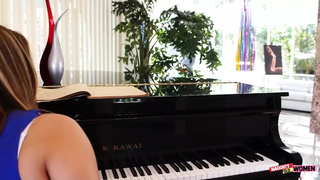 Blowing her piano teachers snatch is the only thing that can soothe this kinky whore