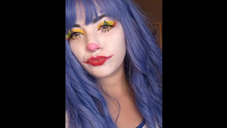 Clowngirl Aimeek19 likes a wild night by teasing a fan, swallowing his wang, and using a Fleshlight