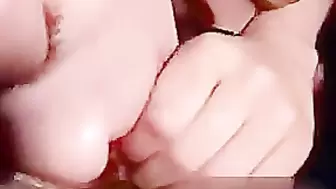 Jennifer gives some nice head to a guy